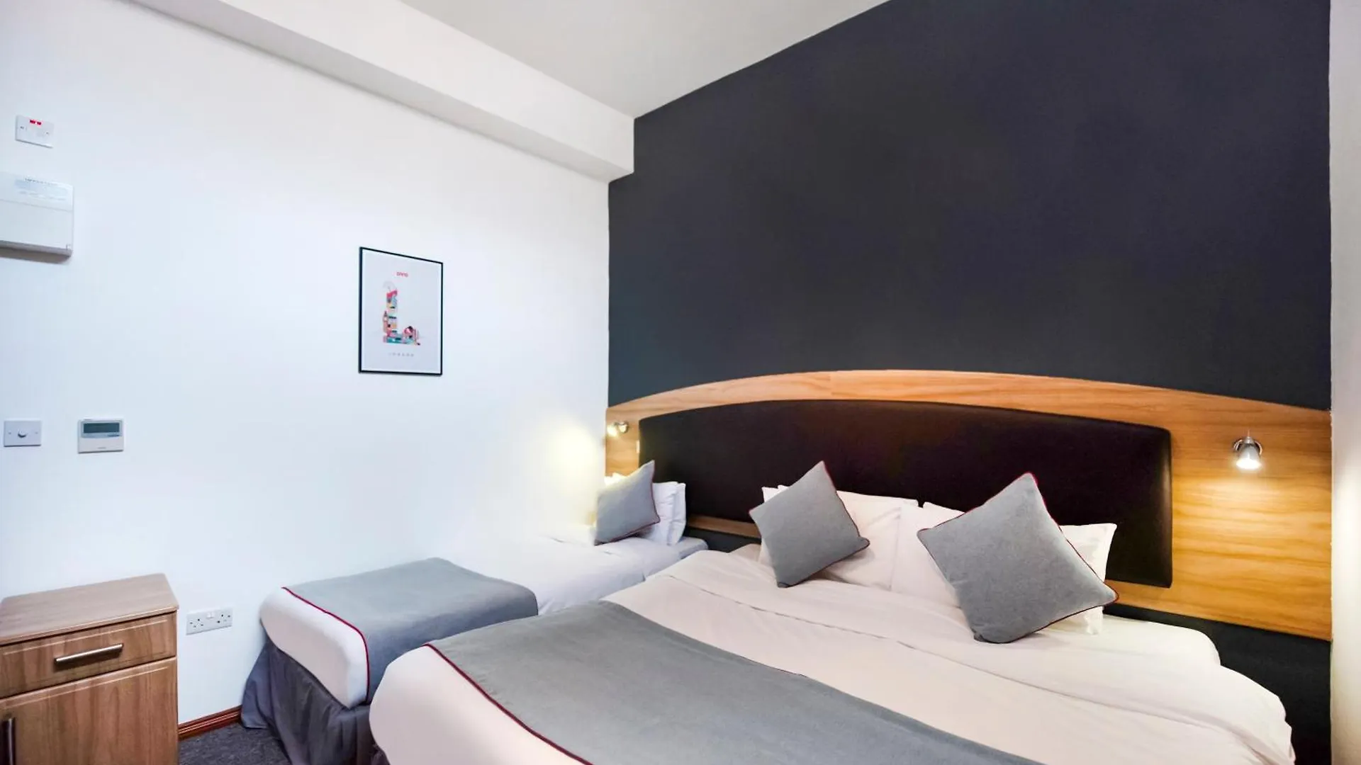 Arinza Hotel, London Ilford